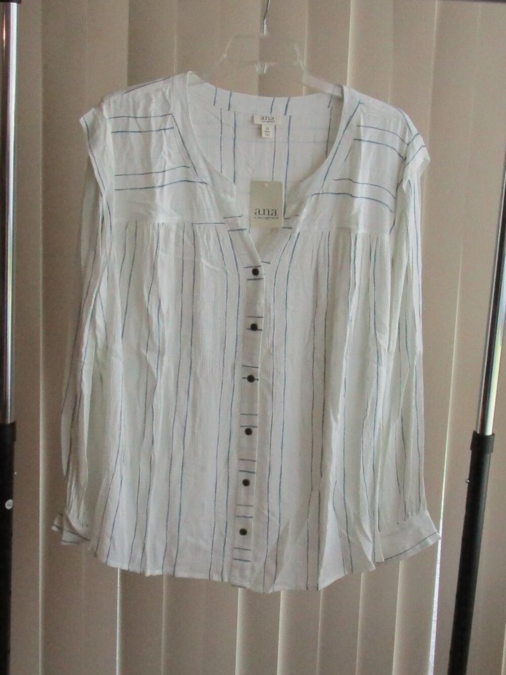 A.N.A. Long Sleeve Blouse woman 2X - white/blue stripe